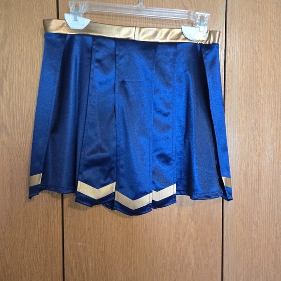 Wonder Woman 1984 Costume with wig & Accessories, Adult - Picture 6 of 13